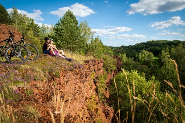 Tour en VTT à travers les terres rouges de la région de Minett